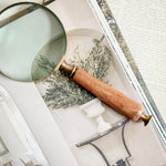 Wooden Handle Magnify Glass.