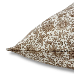 Delia 20" Pillow Cover