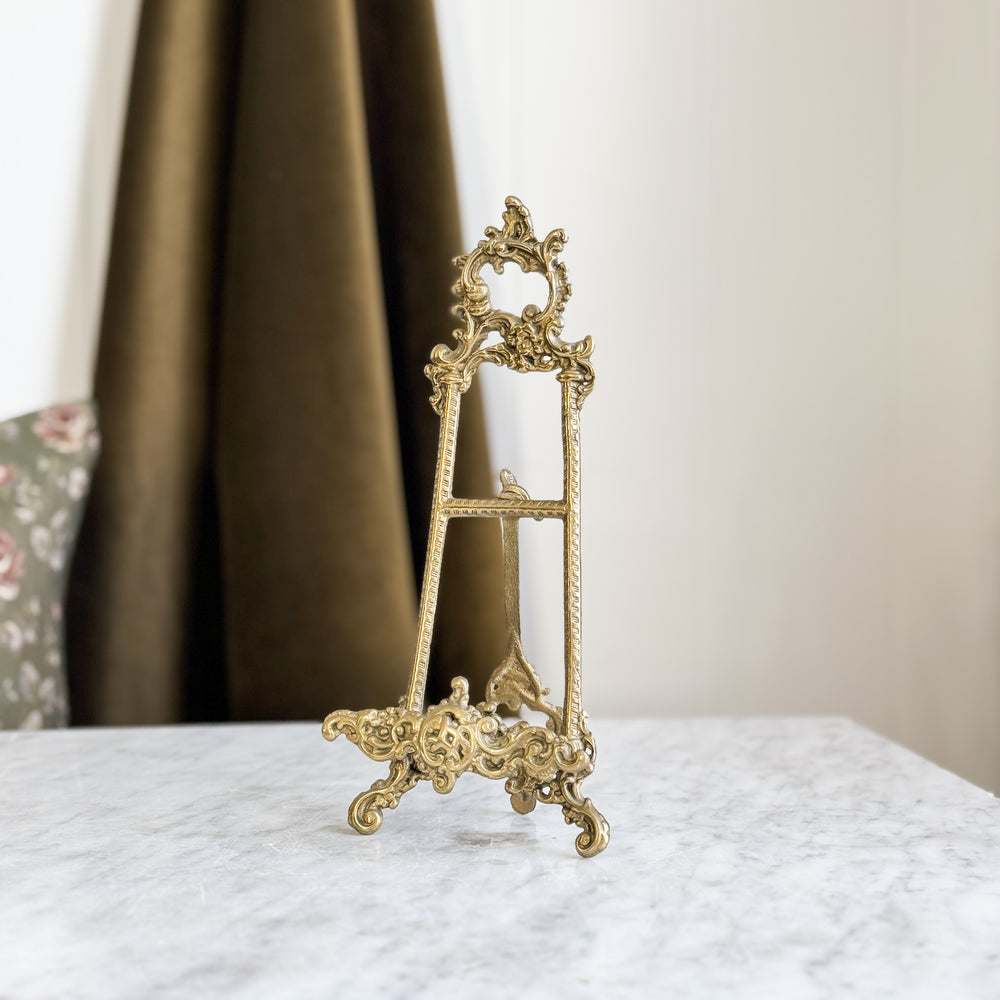 Vintage Brass Filigree Plate Stand.