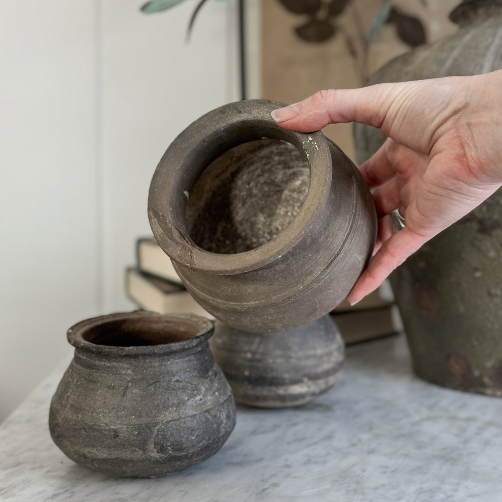 Vintage Small Clay Pot II.