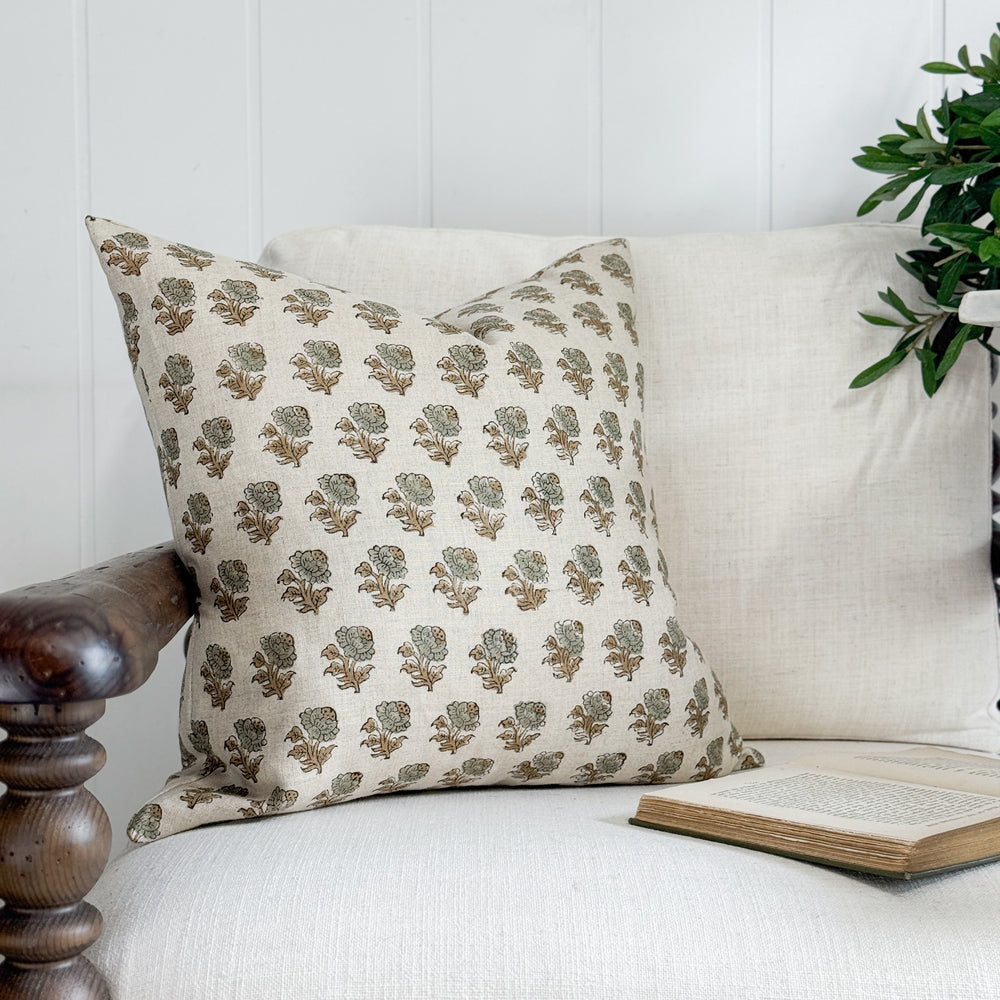 Ruth 20" Pillow Cover