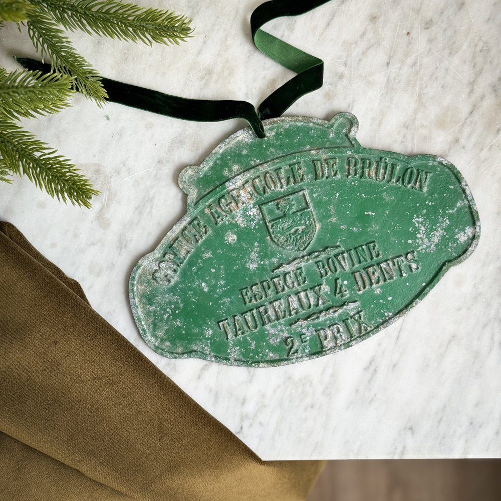Vintage green cattle award- FRANCE
