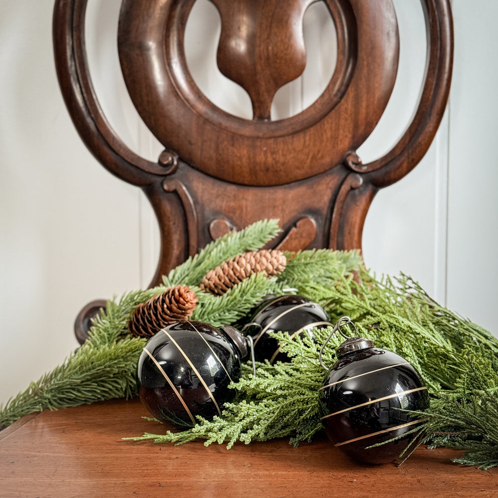 Black Ball Gold Band Ornament.