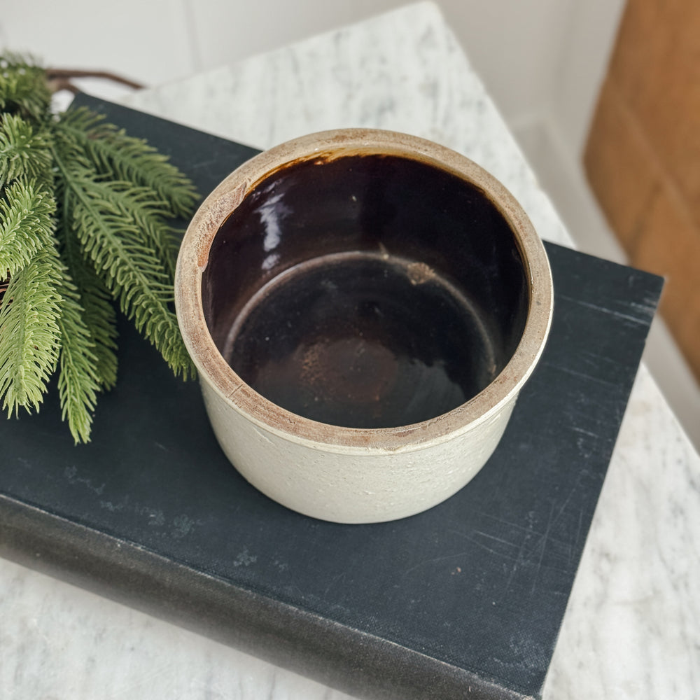 Vintage low stoneware crock.