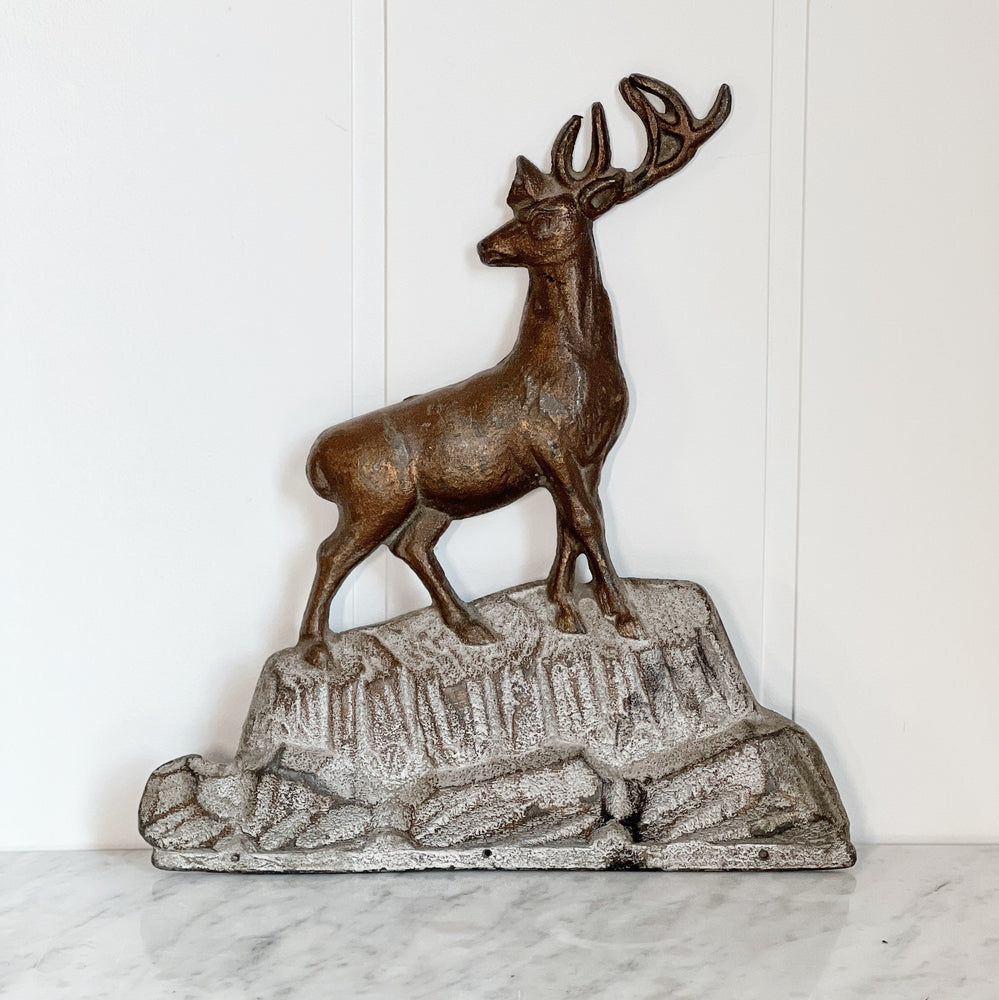 
                
                    Load image into Gallery viewer, Vintage metal stag on a cliff.
                
            