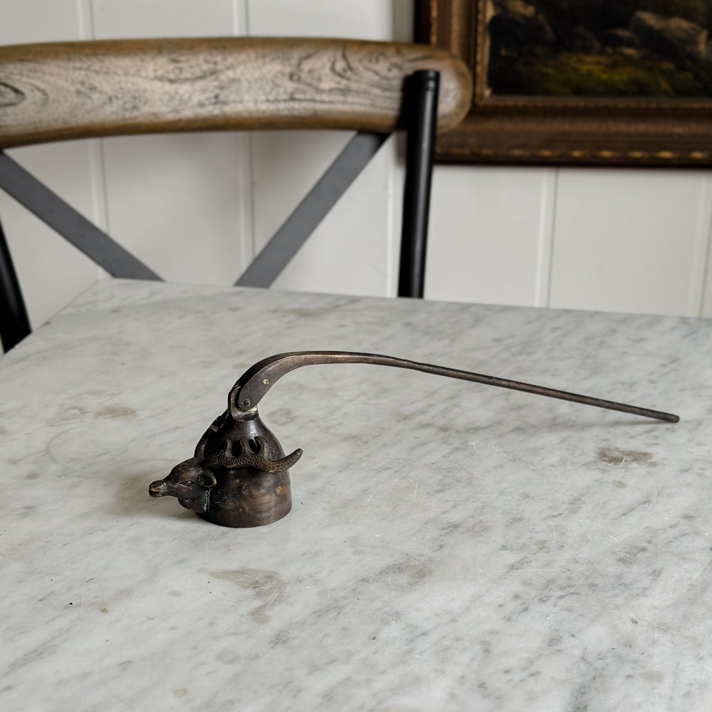 Vintage Deer Snuffer.