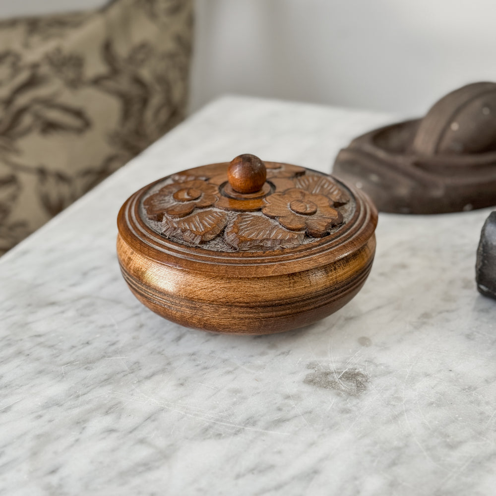 Vintage wood floral lidded bowl.