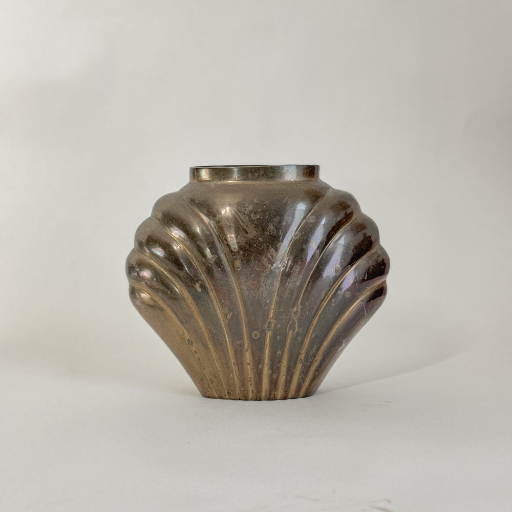 Vintage brass scallop vase