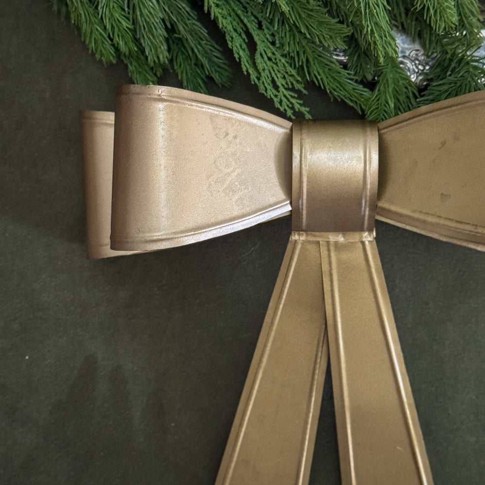Gold Metal Double Bow.