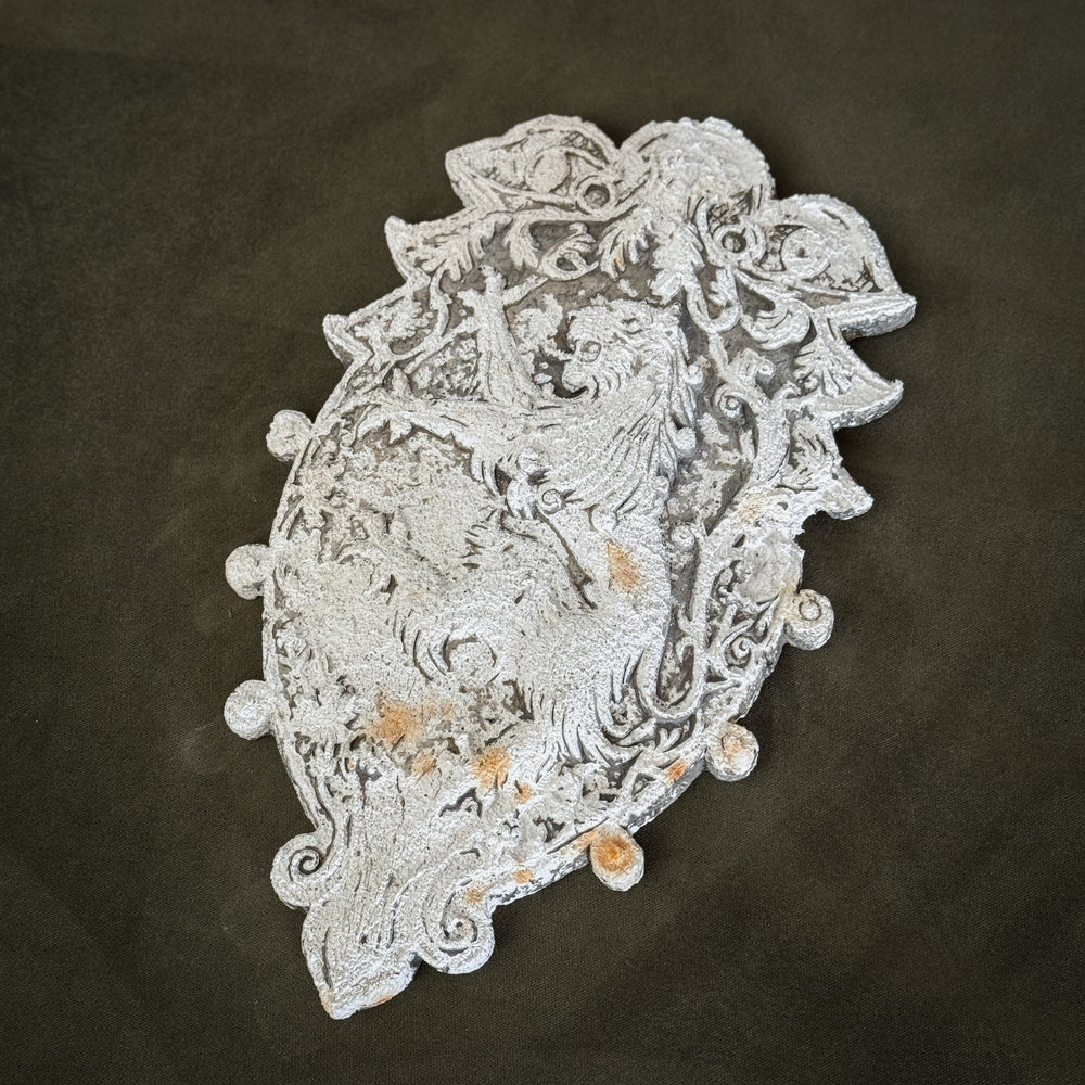 Vintage Plaster Lion Crest
