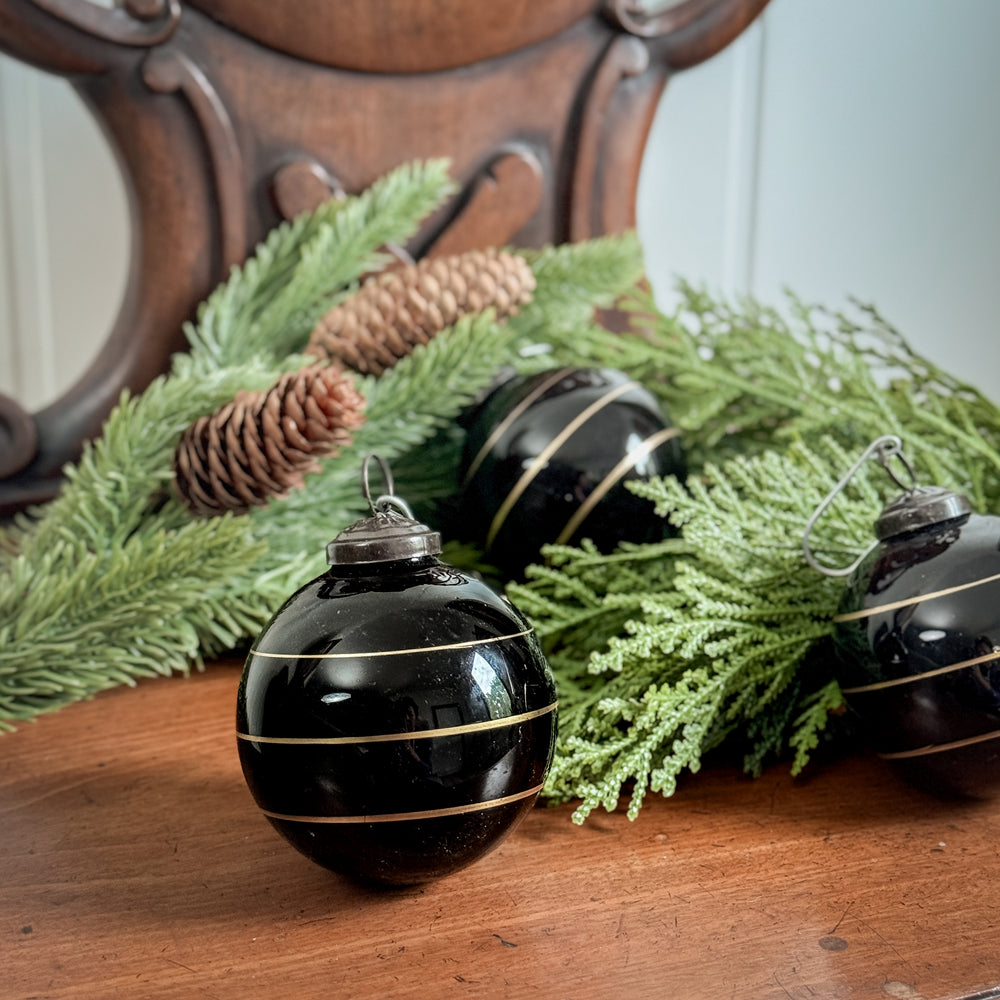Black Ball Gold Band Ornament.