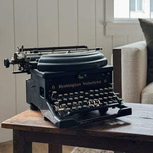 Vintage Remington Typewriter.