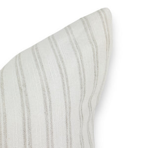Nell 20" Pillow Cover