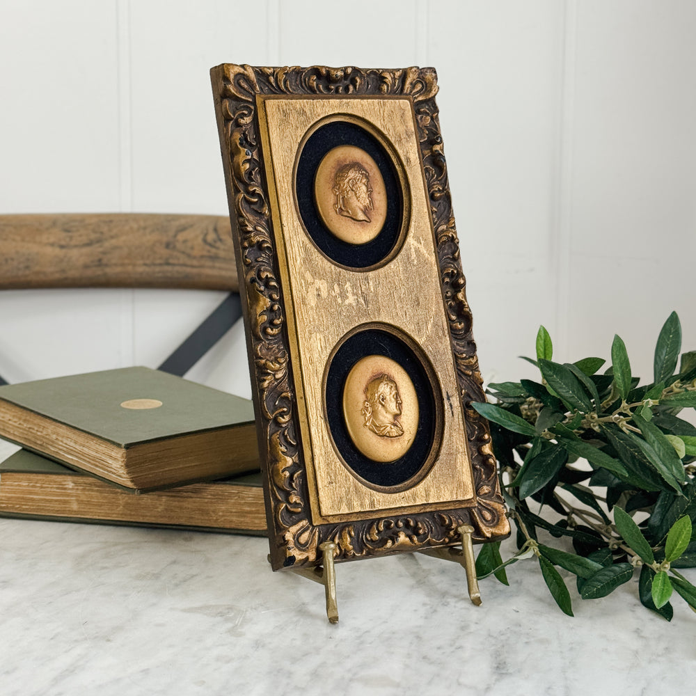 Vintage Syroco Cameo.