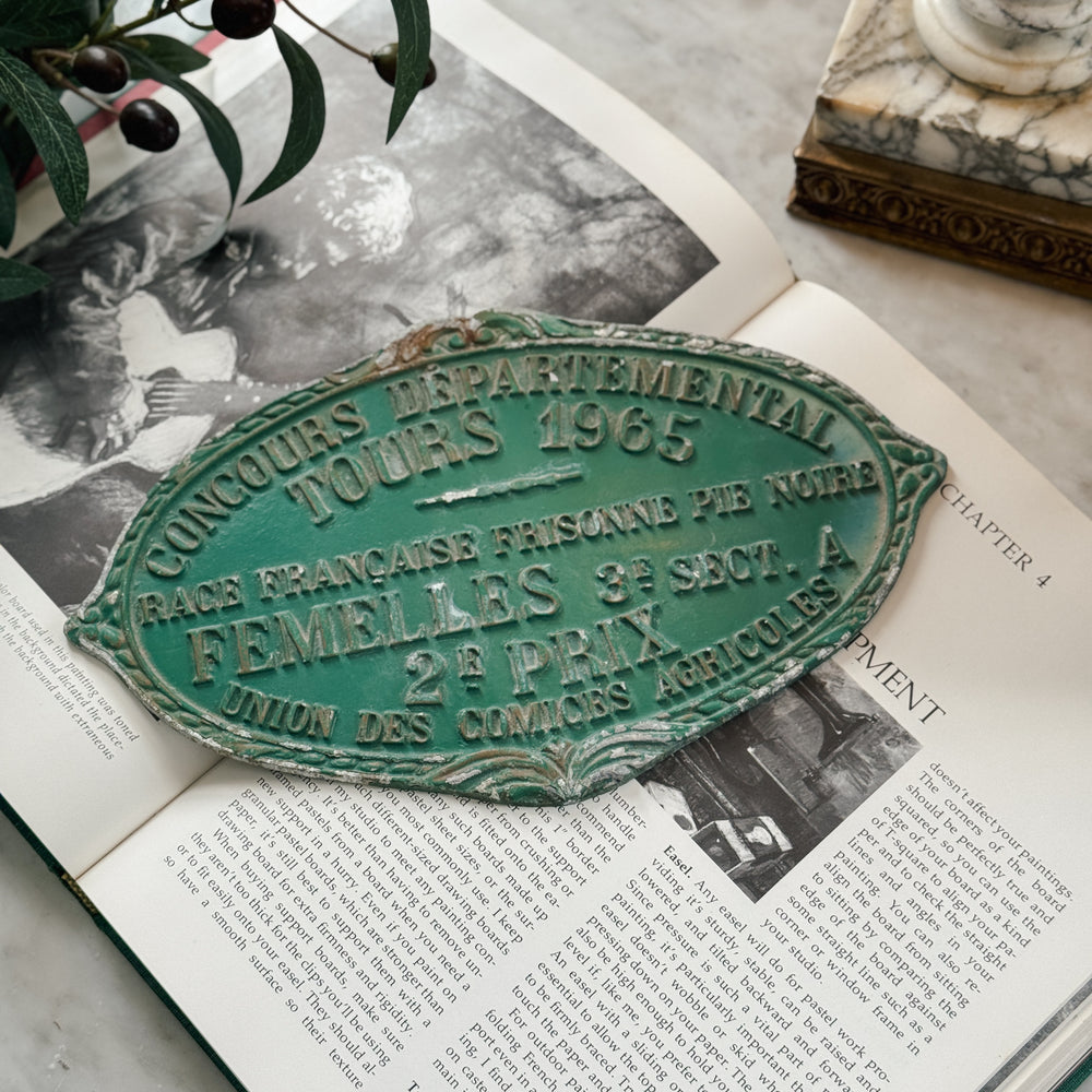 Vintage green cattle award- FRANCE.