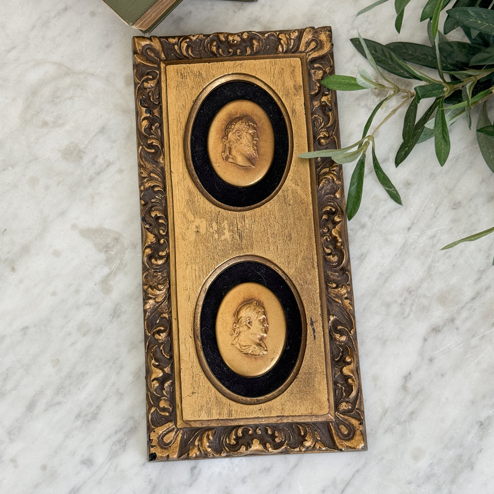 Vintage Syroco Cameo.