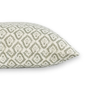 Celeste 22" Pillow Cover