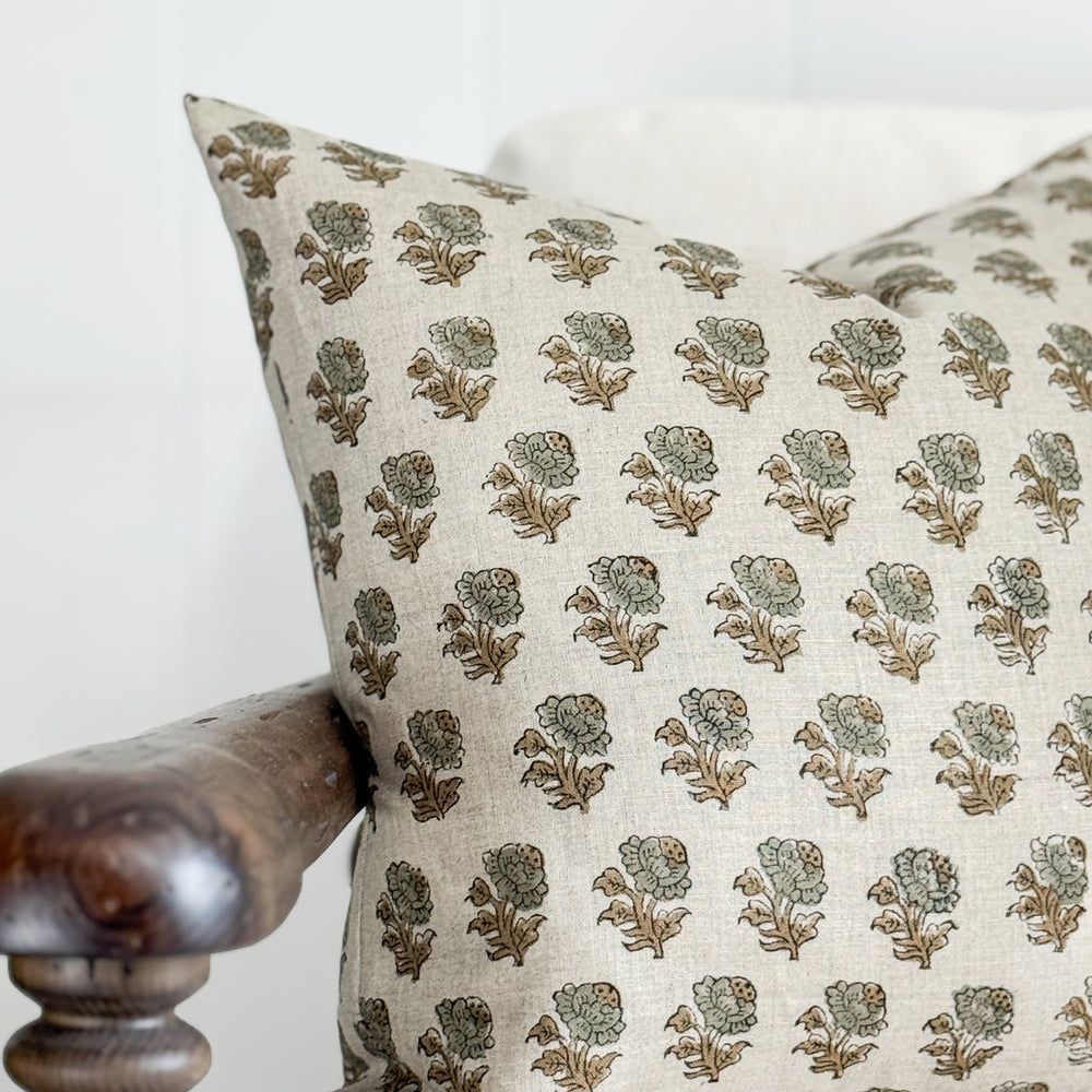 Ruth 20" Pillow Cover
