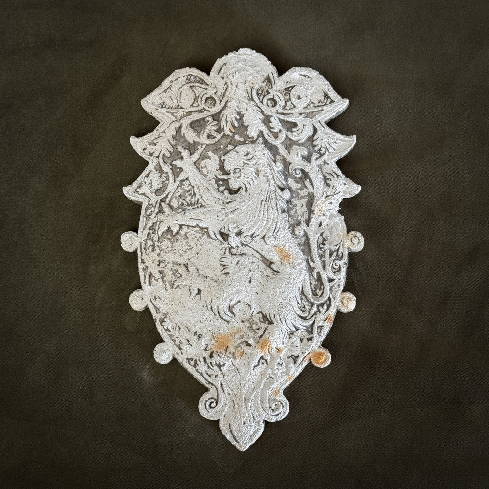 Vintage Plaster Lion Crest