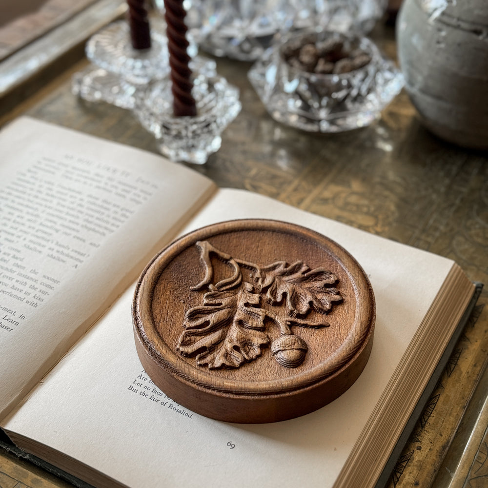 Wooden Acorn Wall Plaque