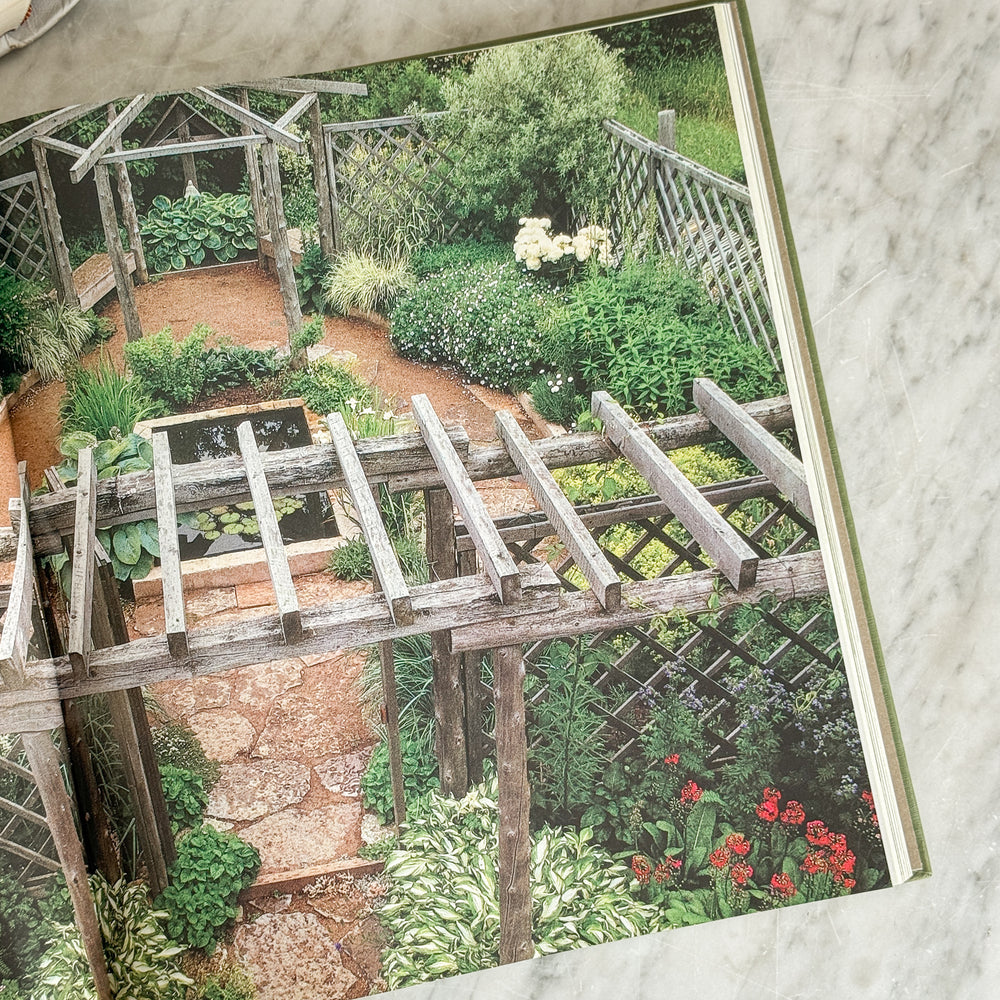Vintage In the Canadian Garden book