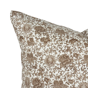 Delia 20" Pillow Cover