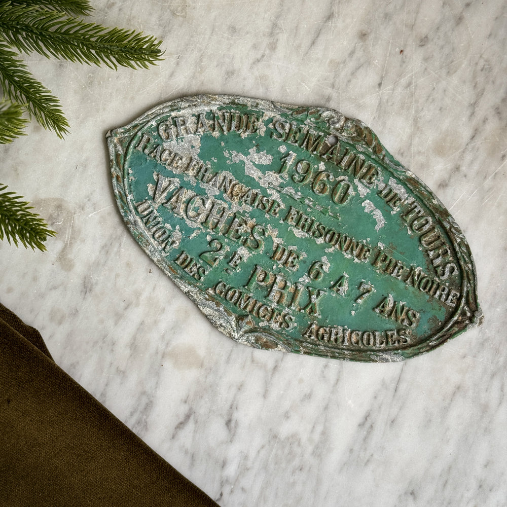 Vintage 1960 green cattle award- FRANCE.