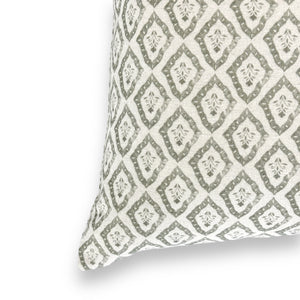 Celeste 22" Pillow Cover