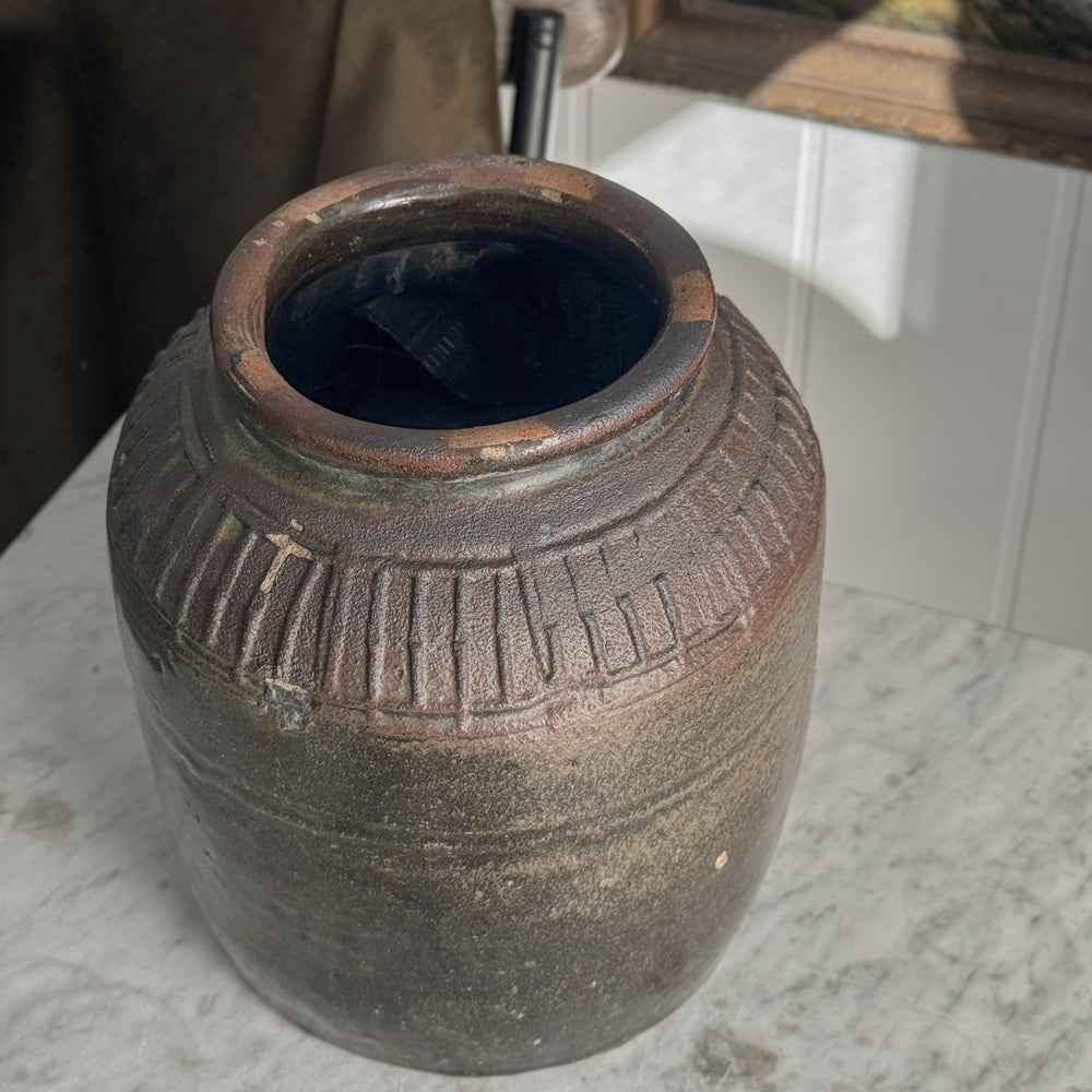 Vintage Brown Bean Pot VI.