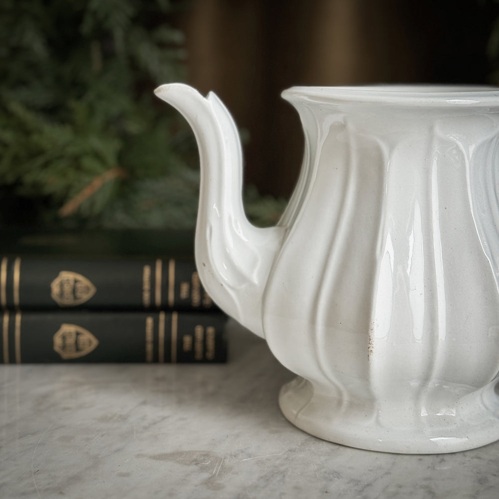 Antique ironstone teapot no lid - ENGLAND.