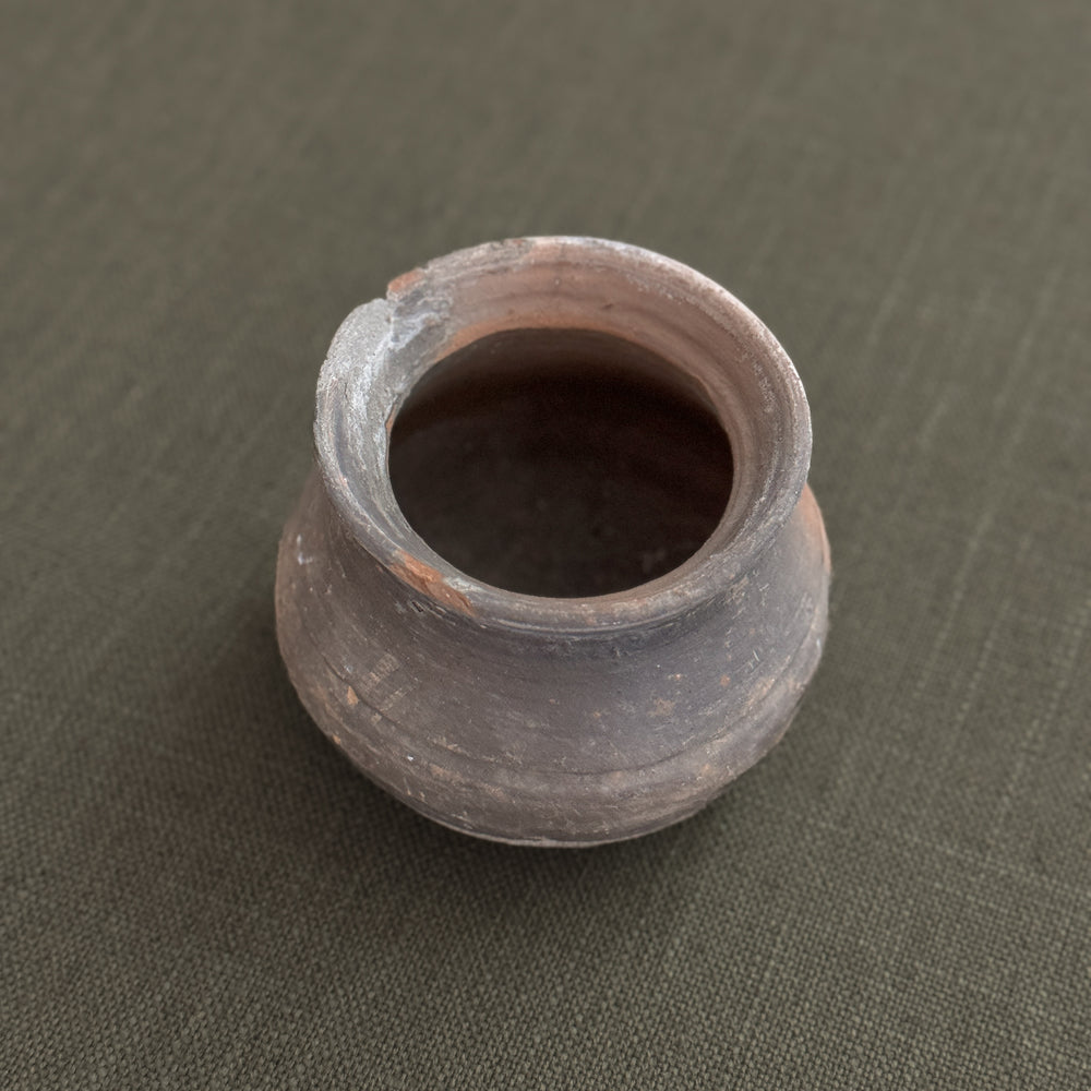 Vintage Small Clay Pot III.