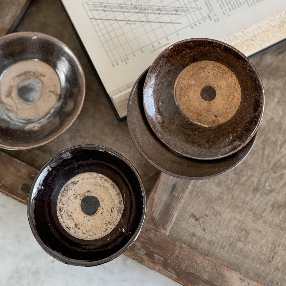 Vintage pottery rice bowls