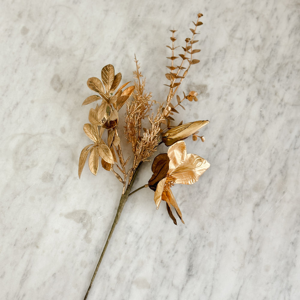 Gold mixed pine w/ magnolia tree branch