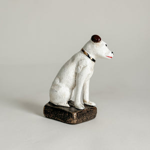 Cast iron Victor dog.