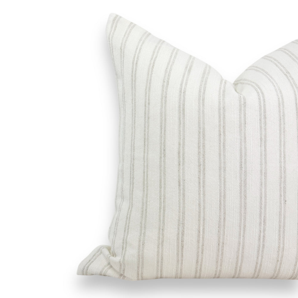 
                
                    Load image into Gallery viewer, Nell 20&amp;quot; Pillow Cover
                
            