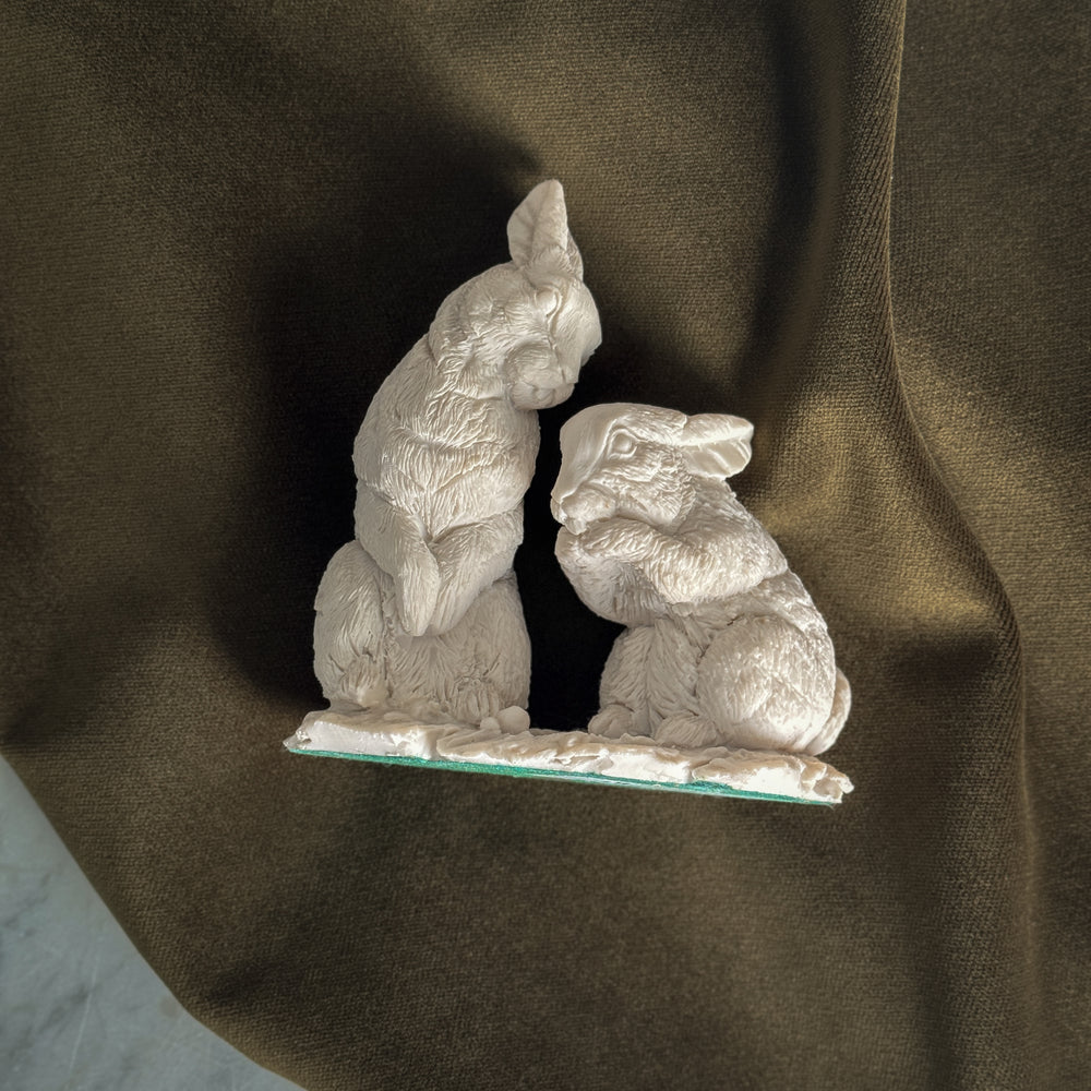 Vintage Italian Rabbit Figurines.