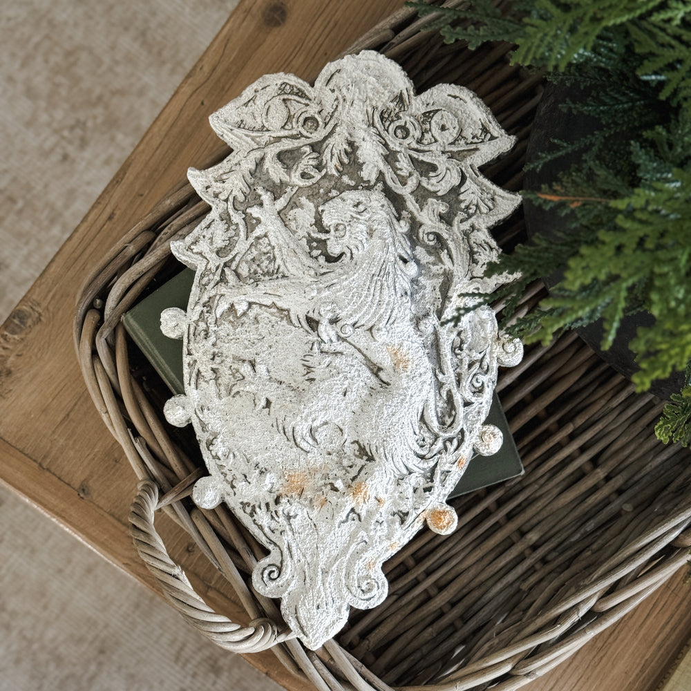 Vintage Plaster Lion Crest