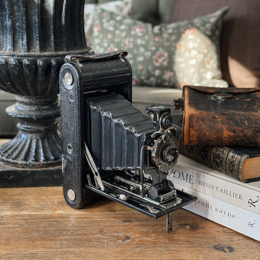 Antique Kodak Eastman Junior camera with leather case