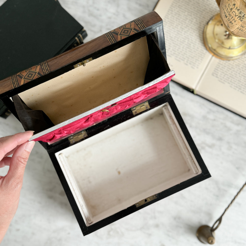 Vintage wood inlaid trunk jewellery box