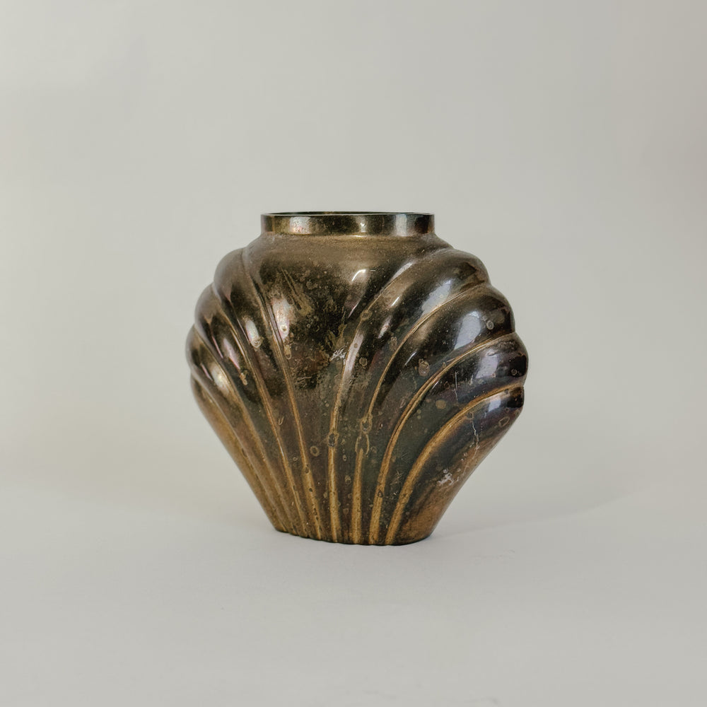 Vintage brass scallop vase
