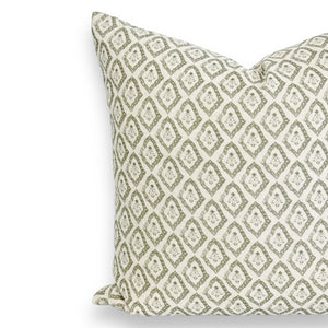 Celeste 22" Pillow Cover