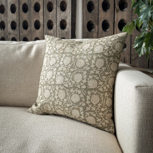 Hazel 20" Pillow Cover