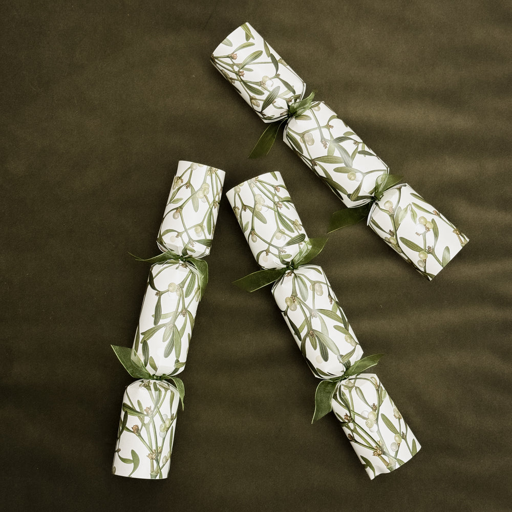 Mistletoe Christmas Crackers.