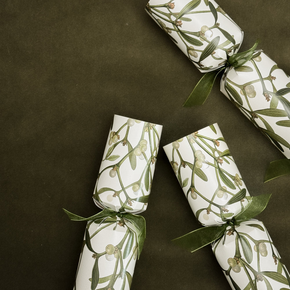 Mistletoe Christmas Crackers.