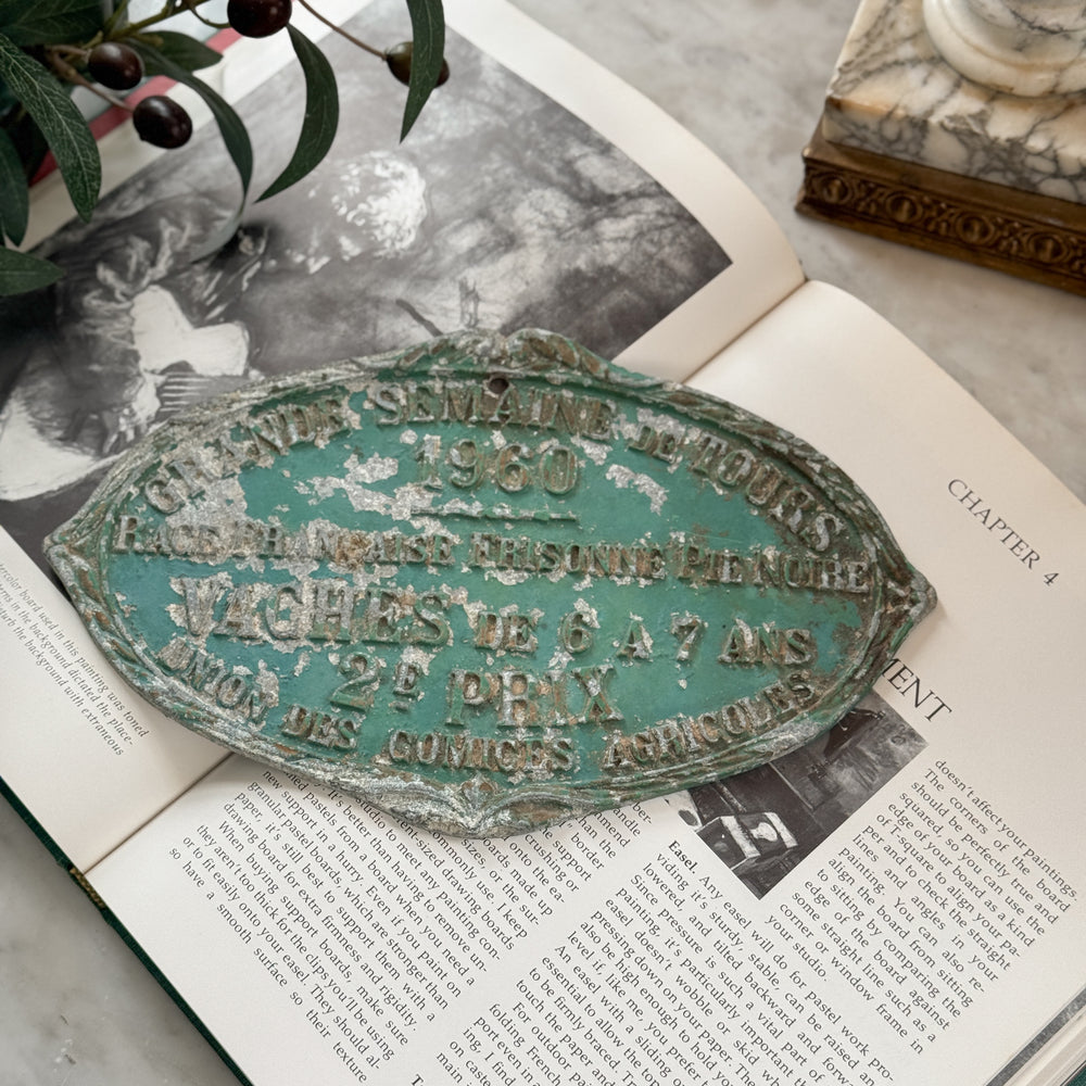 Vintage 1960 green cattle award- FRANCE.