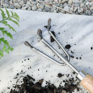 Stainless cultivator garden rake
