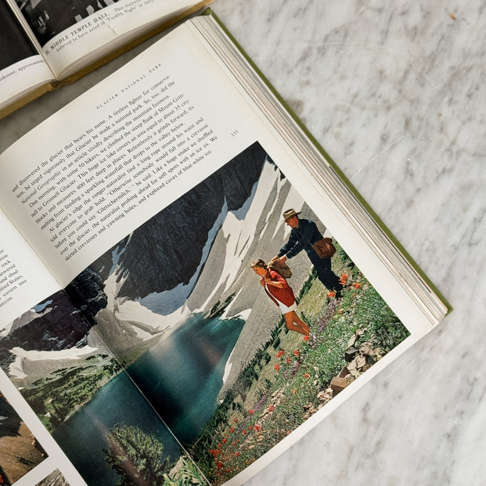 Vintage Green Book- America's Wonderland.