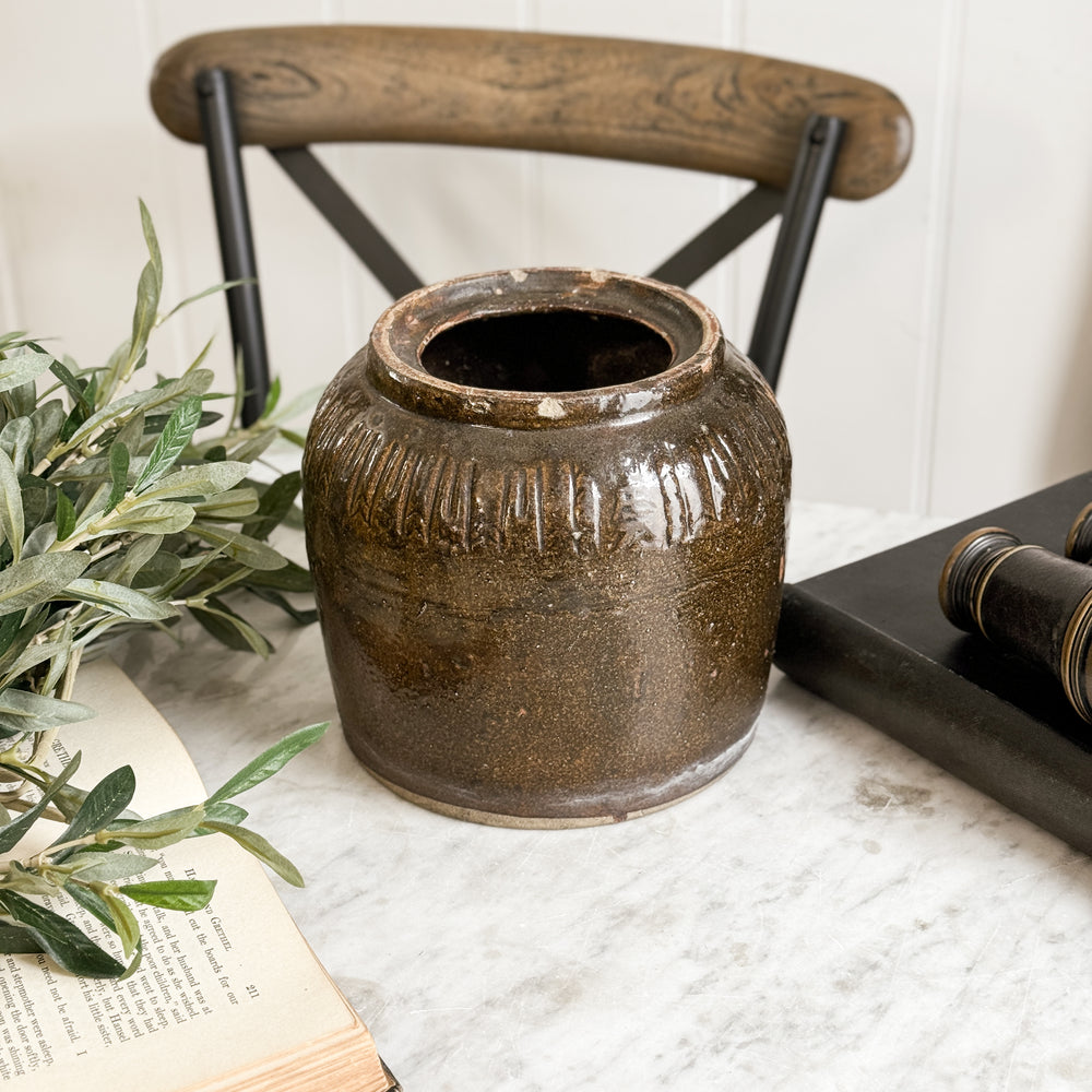 Vintage Mini Bean Pot.