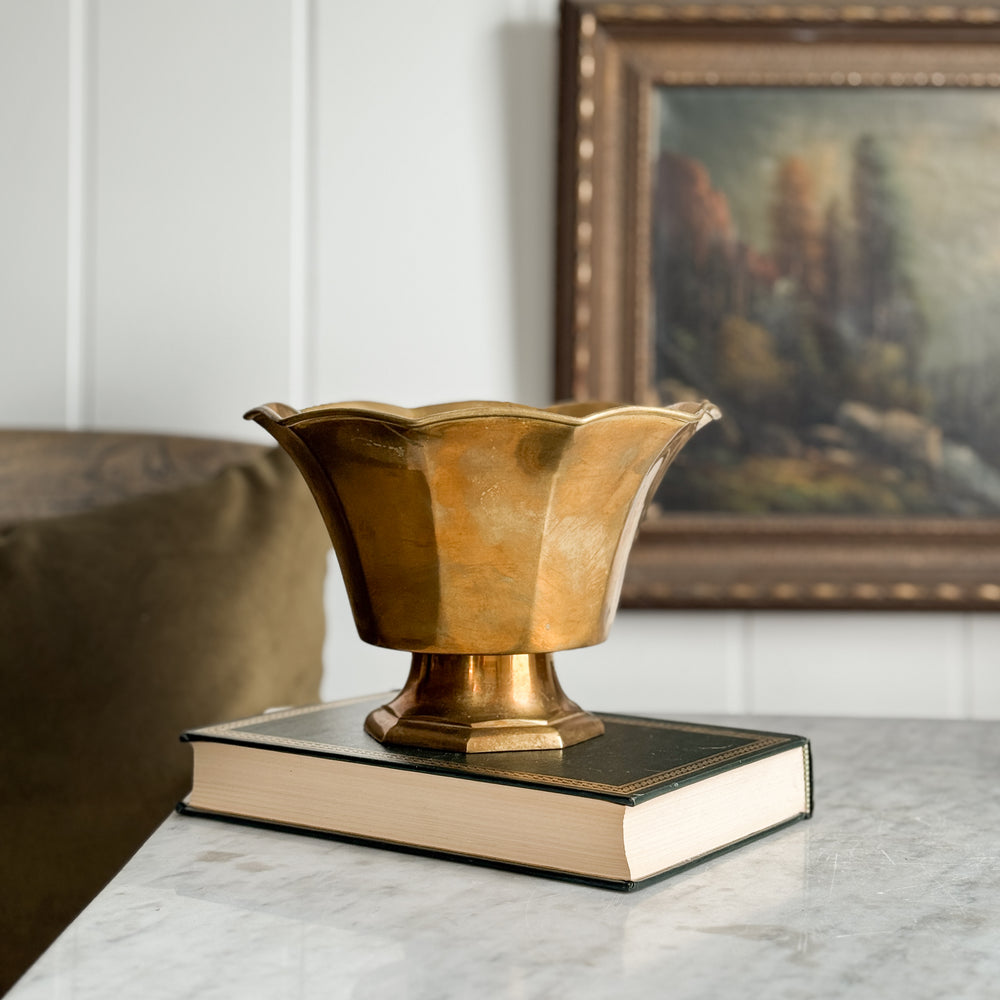 Vintage Brass Scalloped Pot.