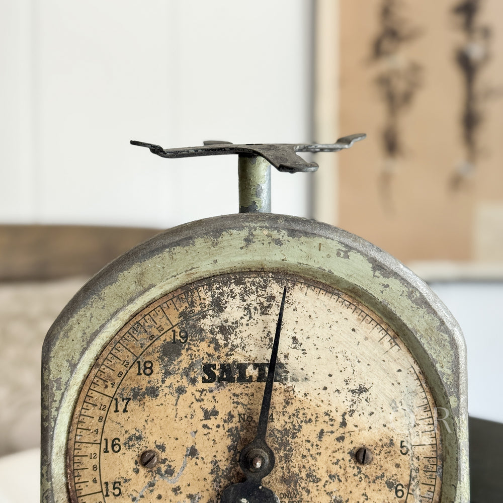 Vintage Metal Scale